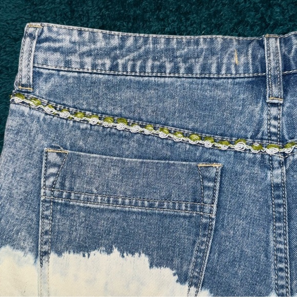 Free People Acid Wash Denim Cutoff Jean shorts Size 28 - Picture 10 of 12